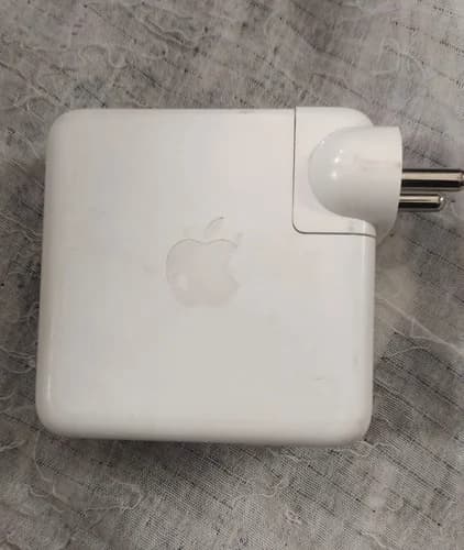 Apple — Type-C / 61 / Apple