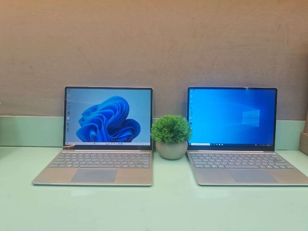 Windows Microsoft Surface 1943 — i5 / 10 / 8GB / 256GB / Touch / 12.5"